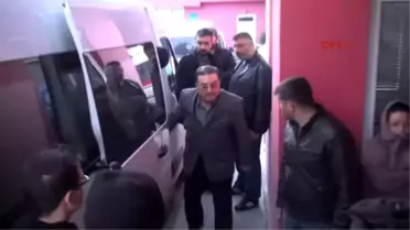 İzmir ?fetö/pdy? Operasyonunda Gözaltına Alınanlar Sağlık Kontrolünden Geçirildi