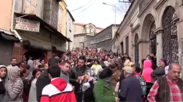 Av Tüfeğiyle Vurularak Öldürülen 17 Yaşındaki Sueda Üçoğlu Toprağa Verildi - İzmir