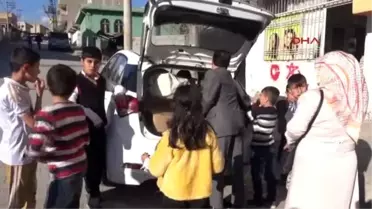 Silopi - Turizimcilerden Silopi?deki Terör Mağduru Öğrencilere Kitap Yardımı