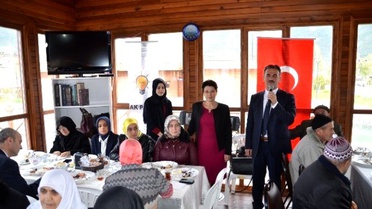 Yaşlılar Unutulmadı