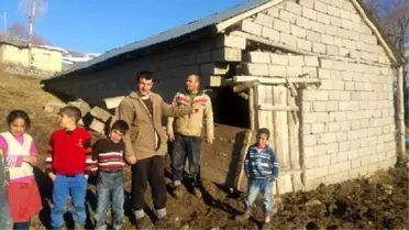 Muş'ta Heyelan Nedeniyle Köylüler Tedirgin