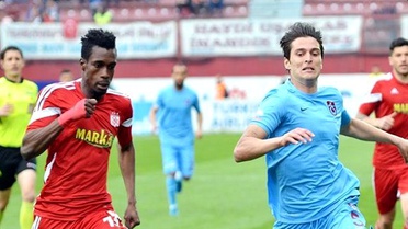 Trabzonspor, Sivasspor'u 1-0 Mağlup Etti