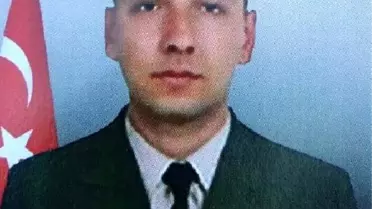 Şehit Uzman Çavuş Gökhan Bayraktar'ı 4 Bin Kişi Uğurladı (2) - Yeniden