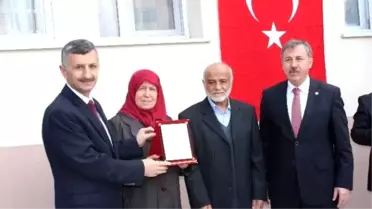 Salihli'de Camii ve Kur'an Kursu Hizmete Açıldı