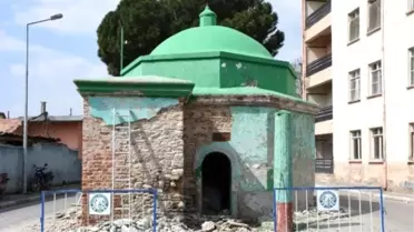 Nazilli Belediyesi, Yeşil Türbe'yi Restore Ediyor