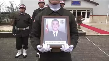 Kuzey Irak'ta Şehit Düşen Üsteğmen İçin Tören