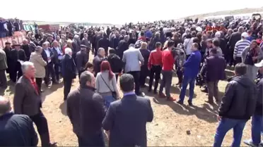 Kahramanmaraş CHP'lilerden Konteyner Kentin Kurulacağı Alana Karşı Çıkan Mahalleliye Destek