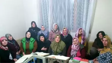 Kur'an Kursuna Roman Vatandaşlardan Büyük İlgi