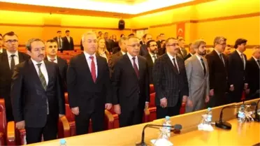 Tekirdağ'da Yılın Hekimleri Ödüllerini Aldı