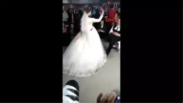 Cezaevinden İzinli Çıkıp Evlendi