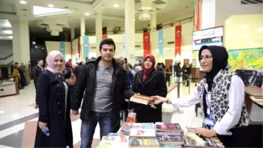 Yıldırım Belediyesi'nden 10 Bin Kitap