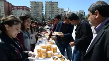 Büyükşehir Kadın Meclisi'nden Sur İçin İkinci Dayanışma Yemeği
