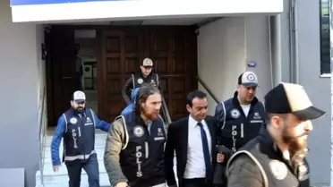 İzmir'de Cemaat Operasyonunda 7 Tutuklama