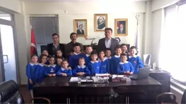 Öğrenciler Belediyeyi Gezdi