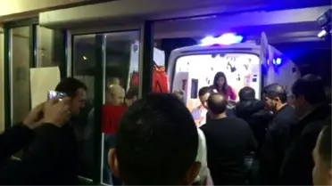 Tunceli'de Polis Aracı Devrildi: 2 Polis Yaralandı