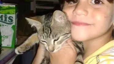 Köpeği Minik Burak'ın Tabutunun Başından Bir An Olsun Ayrılmadı
