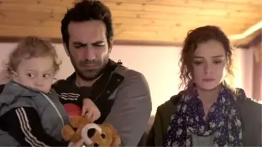 Aşk Yeniden 49. Yeni Bölümde Fatih ve Zeynep Kaçıyor - İzle