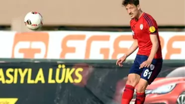 Altınordu'da Emre Kara Formayı Kaptı