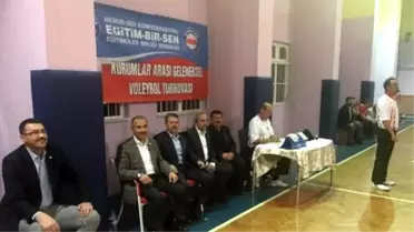 Eğitim Bir Sen Voleybol Turnuvası Başladı