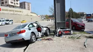 Karabük'te Trafik Kazası: 1'i Ağır, 2 Yaralı