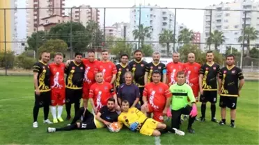 Polis ve Gazeteciler Dostluk Maçı
