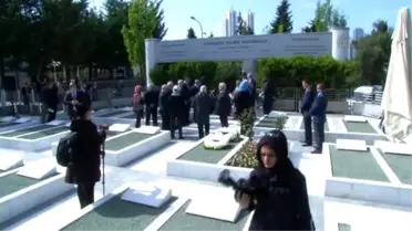 Sakıp Sabancı, Vefatının 12. Yıldönümünde Kabri Başında Alındı