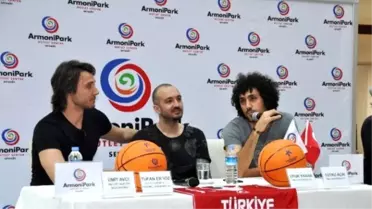 Tutku Açık, Sahalara Dönüyor