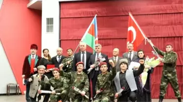 Soykırım Tarihinin Destanı Ayakta Alkışlandı
