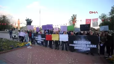 Antalya - Tecavüz Mağduru Çocuklar İçin Mum Yaktılar