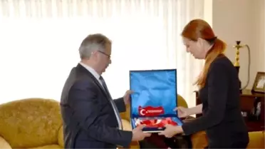 Başkan Özacar'dan Şehit Astsubay Gülünay'ın Ailesine Taziye Ziyareti