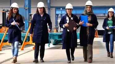 Milli Yük Vagonuna Kadın Eli