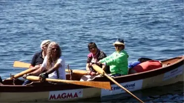 80 Yıllık Kayıkla İstanbul'dan Çanakkale'ye Kürek Çekecekler