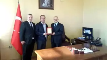 Salihli'de Yardımseverlere Plaketli Teşekkür