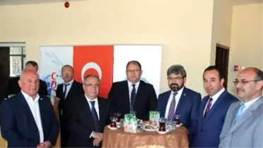 Bilecik 2. Amatör Lig'de Mücadele Eden Takımlara Malzeme Yardımı Yapıldı