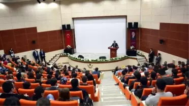 Gümüşhane'de 'Yeni Anayasa ve Başkanlık Sistemi' Konferansı