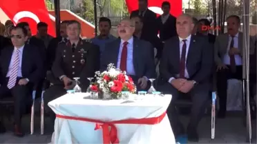 Bingöl'de 23 Nisan Bayramını Minikler Türkçe ve Kürtçe Türkülerle Kutladı