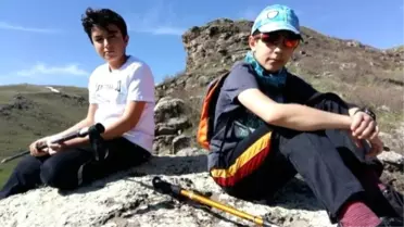 Karslı Dağcılar Digor Dumanlı Dağı'na Tırmandı