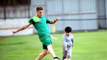 Bursaspor'da Dzsudzsak 2 Hafta Yok