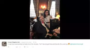 Türk Bilim İnsanı Dağdeviren Stephen Hawking'i Ağırladı