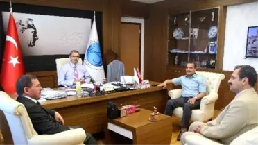 Yabancı Akademisyenler Üniversiteyi Tercih Ediyor