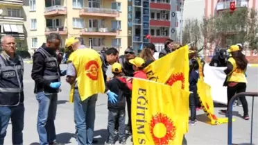 Balıkesir'de 1 Mayıs'a İki Ayrı Kutlama
