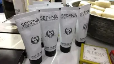Gömeç'de Zeytinyağı Sabunu Tüpe Girdi