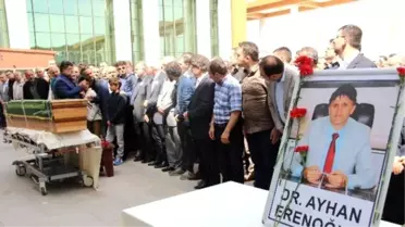 Şevki Yılmaz, Yeğeninin Cenaze Namazını Kıldırdı