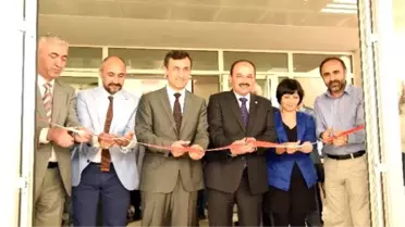 Muğla Sıtkı Koçman Üniversitesi ile Güzel Sanatlar ve Tasarım Fakültesinin Ortak Sergisi Açıldı