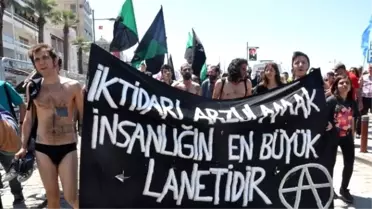 1 Mayıs'ta Soyunan Gruba Gözaltı