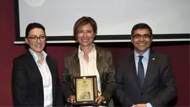 Elif Dağdeviren Öğrencilerle Buluştu