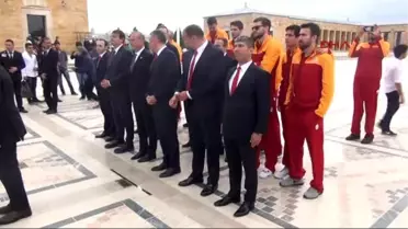 Galatasaray Odeabank Ata'nın Huzurunda