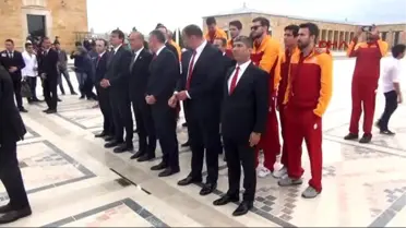 Galatasaray Odeabank Ata'nın Huzurunda