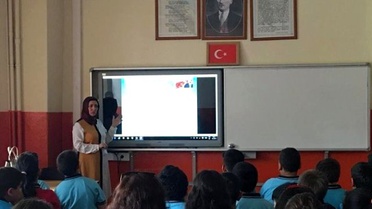 Okullarda ' Sağlık Çalışanına Şiddete Hayır' Dersi