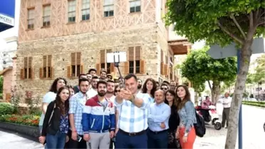 Alanya Belediye Başkanı Yücel, Alanya Evleri ile Selfie Yarışmasını Başlattı